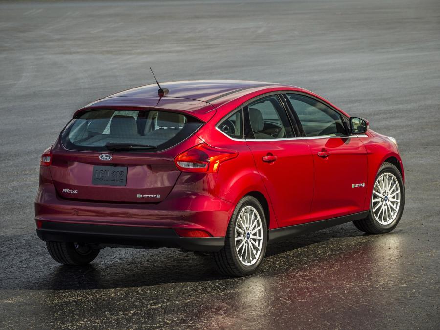 Ford Focus Electric 2015 года  (фото 8 из 11)